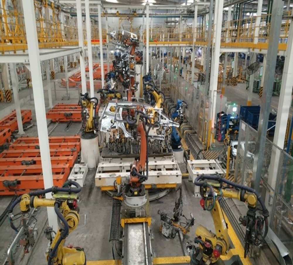 长沙BYD汽车侧围线  79台机器人混线 KUKA/FANUC/安川机器人改造
